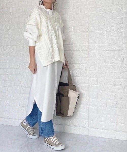 Mysa&Liina（ミーサリーナ）の「ケーブルニットベスト（ベスト・レディース・ベージュ/オフホワイト/モカ/ホワイト/ブラック/ブラウン/グリーン/ピンク/ブルー/サックスブルー・FREE/M）」の13枚目の写真