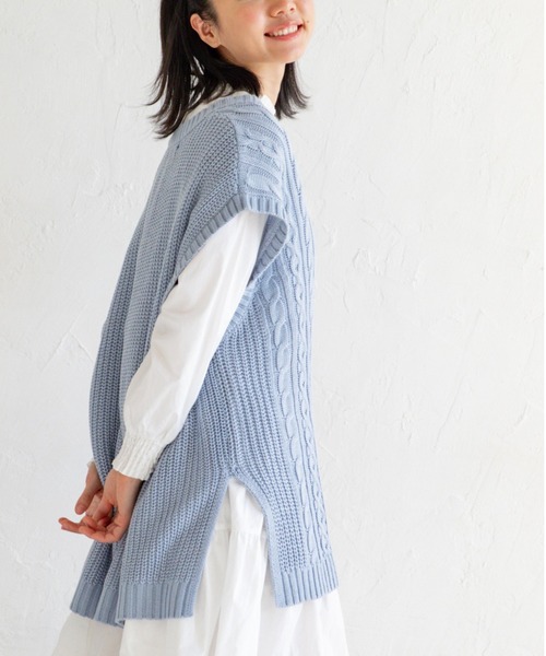 Mysa&Liina（ミーサリーナ）の「ケーブルニットベスト（ベスト・レディース・ベージュ/オフホワイト/モカ/ホワイト/ブラック/ブラウン/グリーン/ピンク/ブルー/サックスブルー・FREE/M）」の19枚目の写真