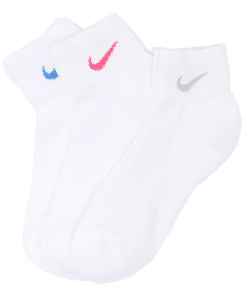 SHIPS for women(シップスフォーウィメン)の「NIKE: パフォーマンス コットン クッション ミッドカット 3ペア (ソックス/靴下・レディース・ホワイト/その他・ONE SIZE)」の2枚目の写真