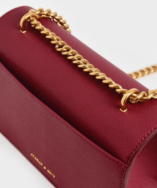 CHARLES & KEITH（チャールズ & キース）の「テクスチャードストーンエンベリッシュドバックルショルダーバッグ / Textured Stone Embellished-Buckle Shoulder Bag（ショルダーバッグ・レディース・ブラック/シルバー/レッド系その他/ブルー系その他3・S）」の21枚目の写真