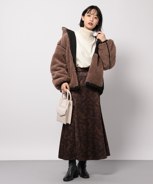 PAGEBOY（ページボーイ）の「ボアリバーシブルフードブルゾン(ボアジャケット)（ブルゾン・レディース・ホワイト系その他/ブラウン系その他/グレイッシュベージュ・FREE）」の14枚目の写真