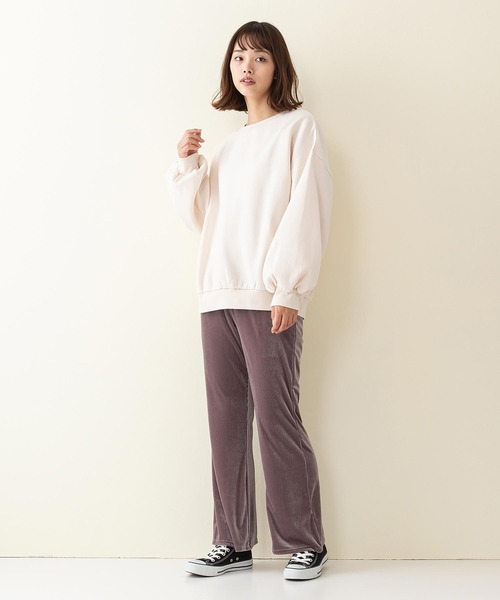 INNOCENT BLUE(イノセントブルー)の「【innocent blue/イノセントブルー】袖ボリュームスウェット/トレーナー ゆったりシルエット/ビッグシルエット ボリュームスリーブ(スウェット・レディース・アイボリー/ブラック/ミント/パープル/ライトベージュ/ブルー/ライトブラウン/カーキ・MEDIUM)」の14枚目の写真