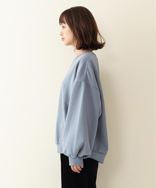INNOCENT BLUE(イノセントブルー)の「【innocent blue/イノセントブルー】袖ボリュームスウェット/トレーナー ゆったりシルエット/ビッグシルエット ボリュームスリーブ(スウェット・レディース・アイボリー/ブラック/ミント/パープル/ライトベージュ/ブルー/ライトブラウン/カーキ・MEDIUM)」の9枚目の写真