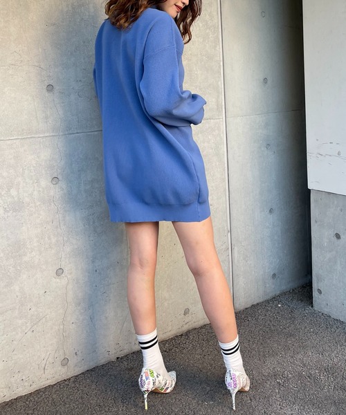 SPIRALGIRL(スパイラルガール)の「チョーカーニットサックワンピース(ワンピース・レディース・ブラック/オフホワイト/ブルー・FREE)」の17枚目の写真