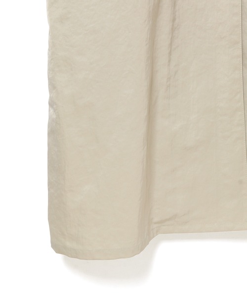 ADAM ET ROPE'(アダムエロペ)の「ウエストギャザーナイロンコート(ダウンジャケット/コート・レディース・グレー/カーキ・FREE)」の19枚目の写真