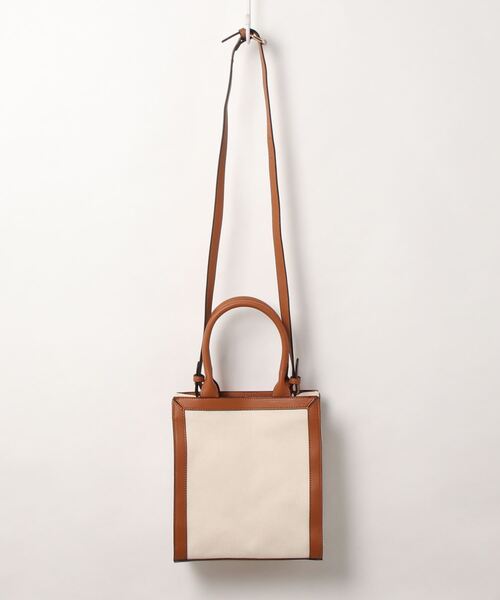 KOBE LETTUCE（コウベレタス）の「ショルダー付き2wayパイピングスクエアキャンバスバッグ（ショルダーバッグ・レディース・ブラック/イエロー系その他/グレイッシュベージュ/キャメル・FREE）」の3枚目の写真