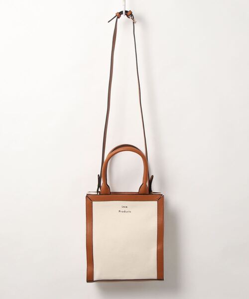 KOBE LETTUCE（コウベレタス）の「ショルダー付き2wayパイピングスクエアキャンバスバッグ（ショルダーバッグ・レディース・ブラック/イエロー系その他/グレイッシュベージュ/キャメル・FREE）」の17枚目の写真
