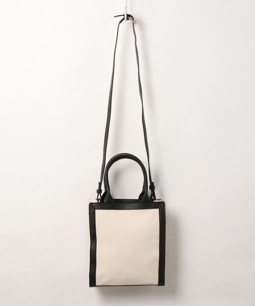 KOBE LETTUCE（コウベレタス）の「ショルダー付き2wayパイピングスクエアキャンバスバッグ（ショルダーバッグ・レディース・ブラック/イエロー系その他/グレイッシュベージュ/キャメル・FREE）」の18枚目の写真