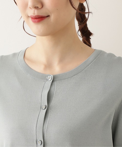 NATURAL BEAUTY BASIC（ナチュラルビューティーベーシック）の「[UVカット]レーヨンナイロンンライト１６Ｇカーディガン/0171275600（カーディガン/ボレロ・レディース・ブラック/ブラウン/オフホワイト/ライトグリーン・MEDIUM）」の7枚目の写真