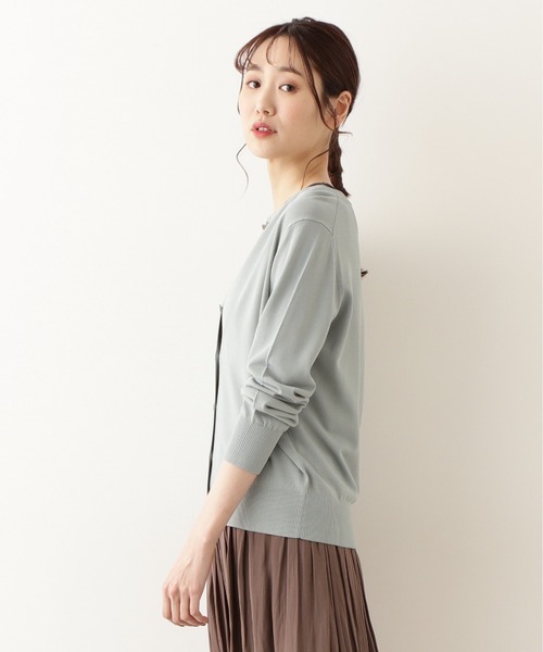 NATURAL BEAUTY BASIC（ナチュラルビューティーベーシック）の「[UVカット]レーヨンナイロンンライト１６Ｇカーディガン/0171275600（カーディガン/ボレロ・レディース・ブラック/ブラウン/オフホワイト/ライトグリーン・MEDIUM）」の10枚目の写真