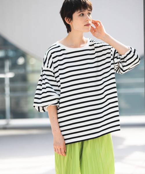 niko and...（ニコアンド）の「袖ボリュームランタンプルオーバー2（Tシャツ/カットソー・レディース・ホワイト/ライトブルー/ネイビー/オフホワイト/オレンジ/チャコール・MEDIUM/LARGE）」の2枚目の写真