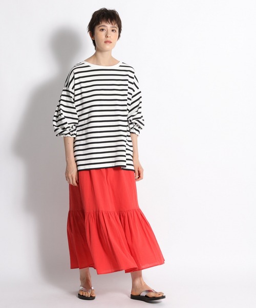 niko and...（ニコアンド）の「袖ボリュームランタンプルオーバー2（Tシャツ/カットソー・レディース・ホワイト/ライトブルー/ネイビー/オフホワイト/オレンジ/チャコール・MEDIUM/LARGE）」の8枚目の写真