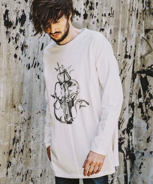 NO ID.(ノーアイディ)の「mlt3464-グリッチディアボーンBIGロンT(Tシャツ/カットソー・メンズ・ダークグレー/ブラック/ホワイト・ONE SIZE)」の6枚目の写真