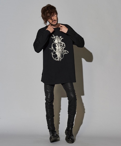 NO ID.(ノーアイディ)の「mlt3464-グリッチディアボーンBIGロンT(Tシャツ/カットソー・メンズ・ダークグレー/ブラック/ホワイト・ONE SIZE)」の12枚目の写真