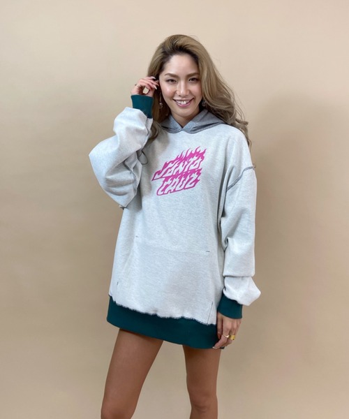 SANTA CRUZ（サンタクルーズ）の「【ムラサキスポーツ別注】SANTACRUZ/サンタクルーズ   ビッグシルエット  リバーシブルロゴパーカー/セットアップ対応   502213332（パーカー・レディース・ホワイト/ブラック/ネイビー/グレー/ライトグレー系・M/L）」の7枚目の写真