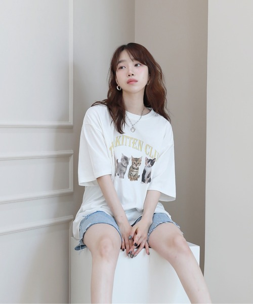 by muni:r(バイ ムニール)の「猫アニマルプリンティング半袖Tシャツ(Tシャツ/カットソー・レディース・ブラック/アイボリー・FREE)」の13枚目の写真