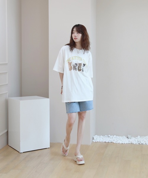 by muni:r(バイ ムニール)の「猫アニマルプリンティング半袖Tシャツ(Tシャツ/カットソー・レディース・ブラック/アイボリー・FREE)」の10枚目の写真