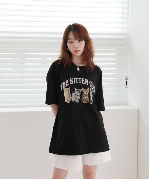 by muni:r(バイ ムニール)の「猫アニマルプリンティング半袖Tシャツ(Tシャツ/カットソー・レディース・ブラック/アイボリー・FREE)」の3枚目の写真