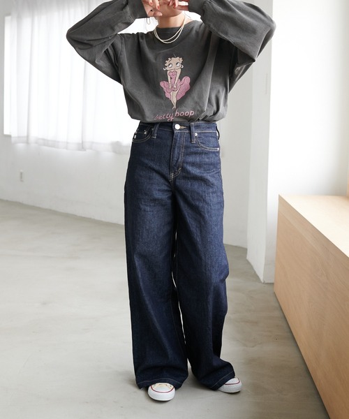 BETTY BOOP(ベティ・ブープ)の「BETTYチュニックロングTシャツ(Tシャツ/カットソー・レディース・チャコールグレー/サックスブルー/ホワイト系その他・FREE)」の17枚目の写真