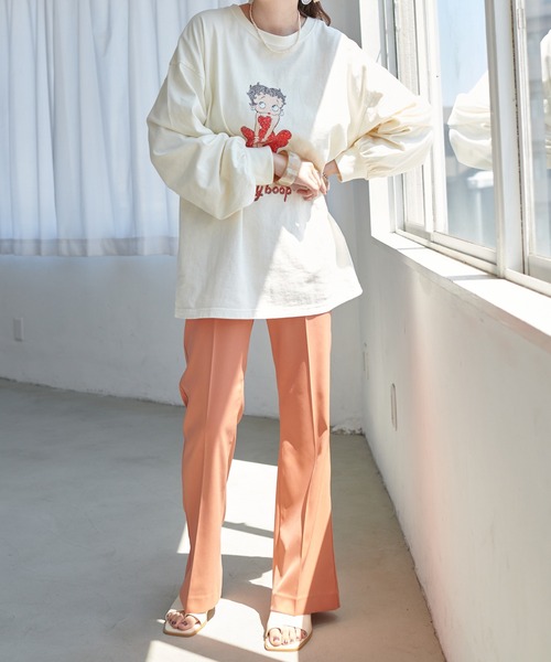 BETTY BOOP(ベティ・ブープ)の「BETTYチュニックロングTシャツ(Tシャツ/カットソー・レディース・チャコールグレー/サックスブルー/ホワイト系その他・FREE)」の19枚目の写真
