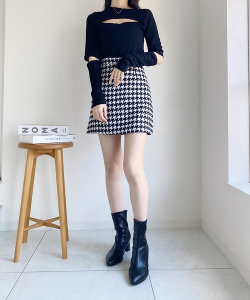 Loueme(ルエム)の「千鳥柄台形ミニスカート(スカート・レディース・ブラック/ブラウン・M/S)」の11枚目の写真