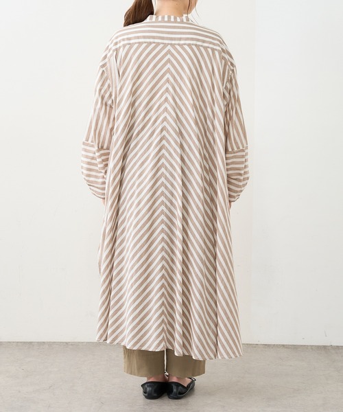 PUAL CE CIN（ピュアルセシン）の「先染めストライプノーカラーワンピース（ワンピース・レディース・ブラック/ブラウン/グリーン/ブルー・FREE）」の17枚目の写真