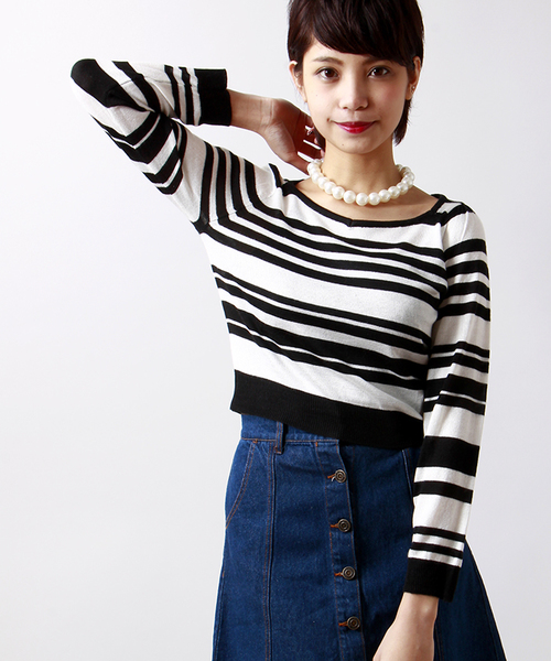 WEGO（ウィゴー）の「WEGO/スクエアネックニット（ニット/セーター・レディース・オフホワイト/ホワイト系その他/サックスブルー・FREE）」の3枚目の写真