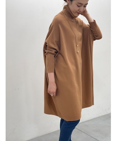 BEARDSLEY（ビアズリー）の「生地の柔らかさとストレッチがリニューアル◎BIGニットハイネック（ニット/セーター・レディース・キャメル/ネイビー・FREE）」の15枚目の写真