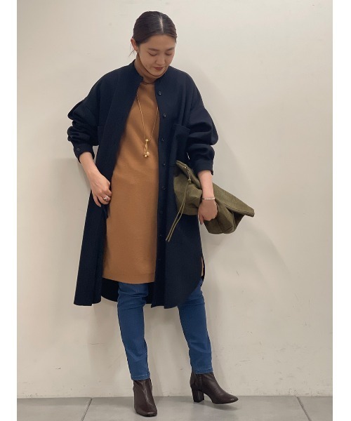 BEARDSLEY（ビアズリー）の「生地の柔らかさとストレッチがリニューアル◎BIGニットハイネック（ニット/セーター・レディース・キャメル/ネイビー・FREE）」の11枚目の写真