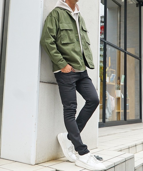 JOKER（ジョーカー）の「【JOKER】選べる10色ツイルオーバーサイズビッグポケットCPOジャケット ビッグシルエットシャツジャケット ブルゾン（ブルゾン・メンズ・ワンウォッシュ/ホワイト系その他/ベージュ/ストライプ/インディゴブルー/ブラック系その他2/ブラック系その他/オリーブ/ブラック/ネイビー・L/M/XL）」の21枚目の写真