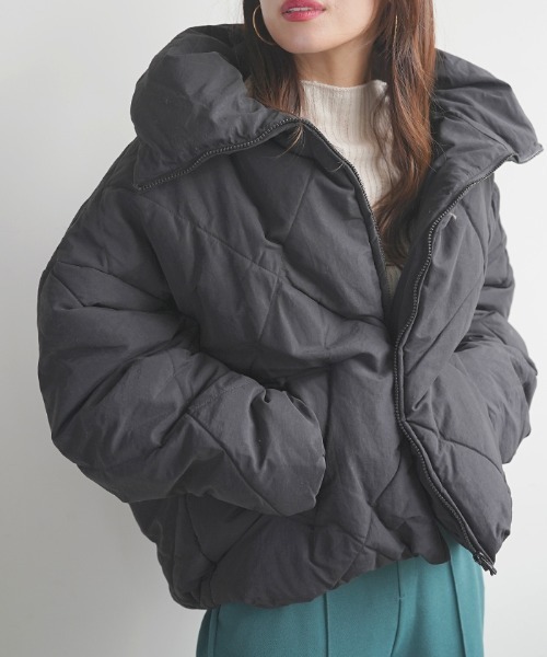 Futier land（フューティアランド）の「ダイヤキルトハイネックフェイクダウン（ダウンジャケット/コート・レディース・ブラック/ベージュ/ブラウン/アイボリー・MEDIUM）」の3枚目の写真