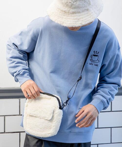 coen by Mr.SZK（コーエンバイミスタースズキ）の「ボアショルダーバッグ【coen × Mr.SZK】（セット着用可能アイテム）（ショルダーバッグ・メンズ・ブラック/オフホワイト・FREE）」の9枚目の写真