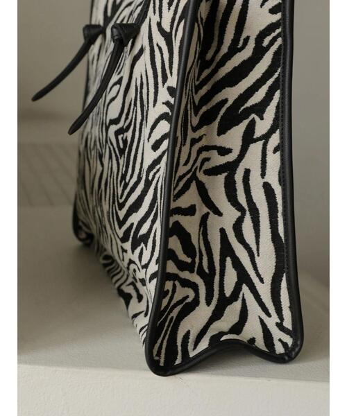 AMERICAN HOLIC(アメリカンホリック)の「アニマル柄結び手トートバッグ(トートバッグ・レディース・その他6・FREE)」の8枚目の写真