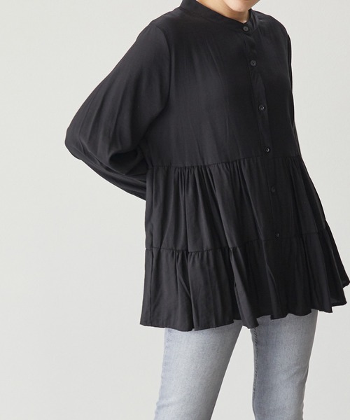 ECRIRE(エクリール)の「ティアード切替BL(シャツ/ブラウス・レディース・グレー/オフホワイト/ブラック・M)」の12枚目の写真