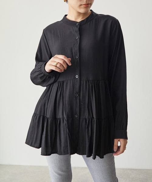 ECRIRE(エクリール)の「ティアード切替BL(シャツ/ブラウス・レディース・グレー/オフホワイト/ブラック・M)」の8枚目の写真