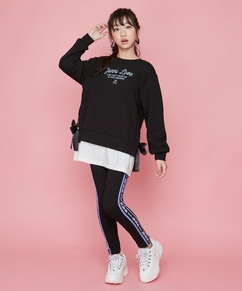 JENNI love（ジェニィラブ）の「スリットレイヤード風トレーナー（スウェット・キッズ・ミント/ブラック/ブラウン・150cm/160cm/130cm/140cm）」の10枚目の写真