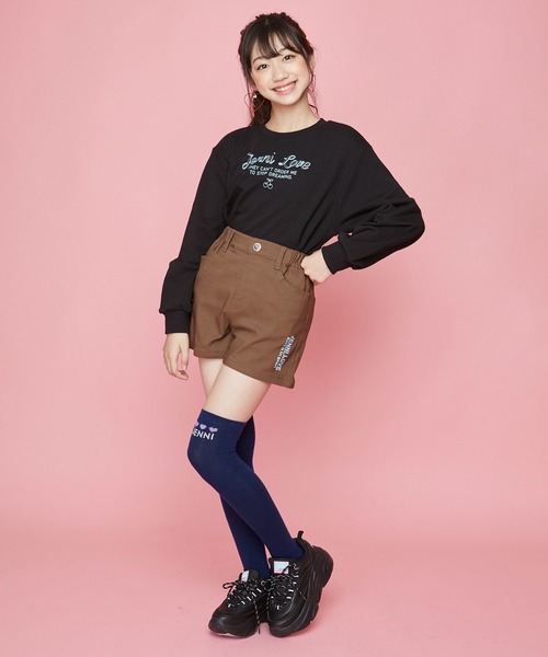 JENNI love（ジェニィラブ）の「スリットレイヤード風トレーナー（スウェット・キッズ・ミント/ブラック/ブラウン・150cm/160cm/130cm/140cm）」の11枚目の写真