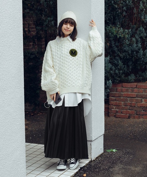 MUHET（ミュエータ）の「ロングプリーツスカート（スカート・レディース・ブラック/ベージュ/グレー/オレンジ・SMALL/MEDIUM/LARGE）」の5枚目の写真