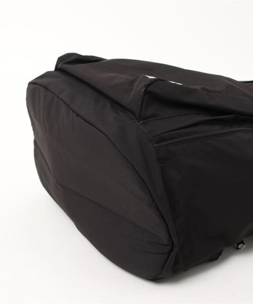 and it_(アンドイット)の「【anello】サークル リュック(バックパック/リュック・レディース・ブラック/ベージュ/グレー/ピンク/ミント/ライトベージュ・FREE)」の9枚目の写真