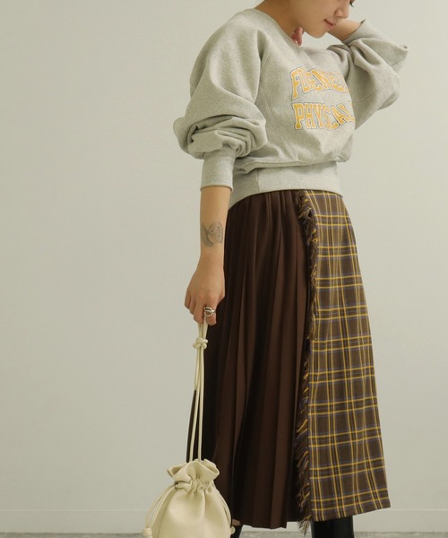 AULI(アウリィ)の「【低身長向けサイズ】チェックプリーツラップ風スカート(スカート・レディース・イエロー/オレンジ/グリーン・S/XS)」の3枚目の写真