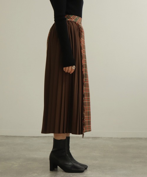 AULI(アウリィ)の「【低身長向けサイズ】チェックプリーツラップ風スカート(スカート・レディース・イエロー/オレンジ/グリーン・S/XS)」の18枚目の写真