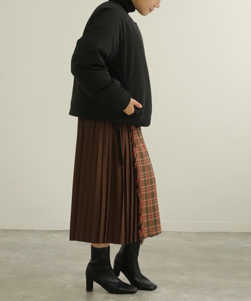 AULI(アウリィ)の「【低身長向けサイズ】チェックプリーツラップ風スカート(スカート・レディース・イエロー/オレンジ/グリーン・S/XS)」の9枚目の写真