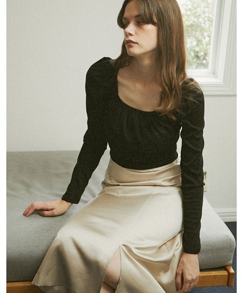 mangata（モンガータ）の「Square neck tee（Tシャツ/カットソー・レディース・ホワイト/ブラック・FREE）」の3枚目の写真