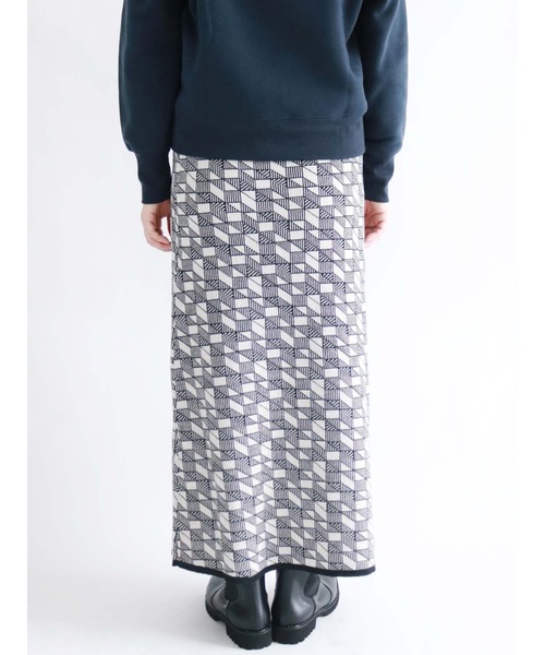 Lugnoncure（ルノンキュール）の「幾何柄ニットスカート（スカート・レディース・ブラック/ベージュ/グリーン・ﾌﾘ-）」の6枚目の写真