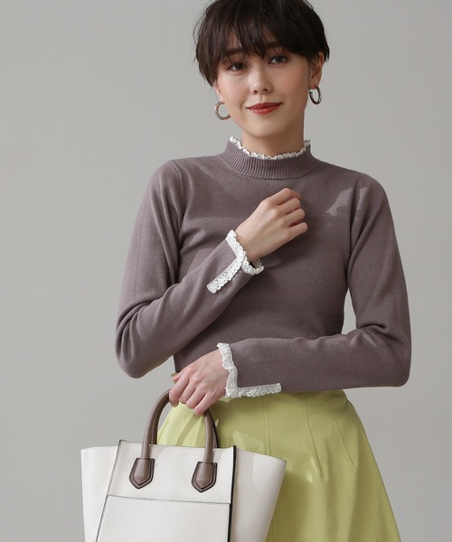 N.（N. Natural Beauty Basic）（エヌエヌナチュラルビューティーベーシック）の「レースハイネック総針ニット（ニット/セーター・レディース・ホワイト/ブラック/ベージュ・MEDIUM）」の3枚目の写真