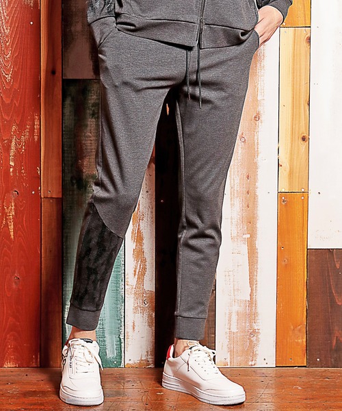 RATTLE TRAP（ラトルトラップ）の「【JUST PLAY】パイソン柄切替ジョガーパンツ（スウェットパンツ・メンズ・ブラック/グレー・S/M/L）」の6枚目の写真