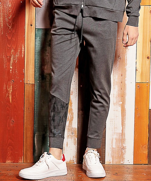 RATTLE TRAP（ラトルトラップ）の「【JUST PLAY】パイソン柄切替ジョガーパンツ（スウェットパンツ・メンズ・ブラック/グレー・S/M/L）」の8枚目の写真