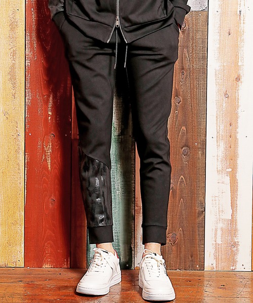 RATTLE TRAP（ラトルトラップ）の「【JUST PLAY】パイソン柄切替ジョガーパンツ（スウェットパンツ・メンズ・ブラック/グレー・S/M/L）」の17枚目の写真