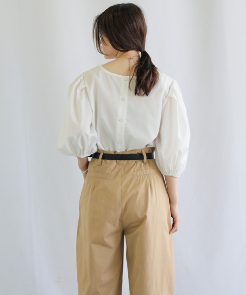 select MOCA（セレクトモカ）の「2022 SS ハイウエストカーブタックパンツ（カーゴパンツ・レディース・ブラック/ベージュ/カーキ・SMALL/MEDIUM）」の15枚目の写真