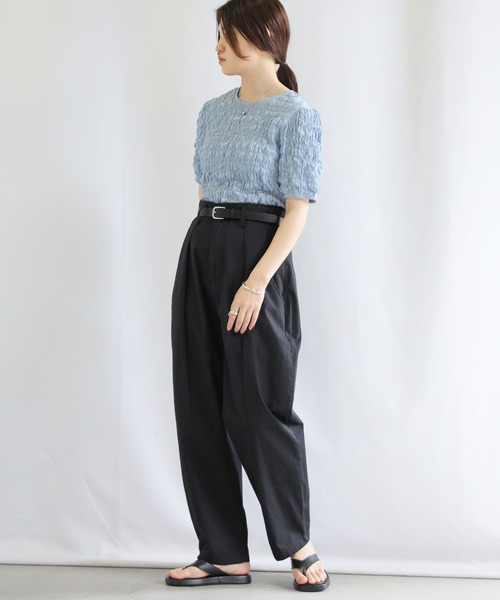 select MOCA（セレクトモカ）の「2022 SS ハイウエストカーブタックパンツ（カーゴパンツ・レディース・ブラック/ベージュ/カーキ・SMALL/MEDIUM）」の6枚目の写真